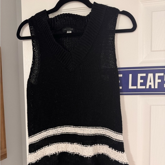 Rag & bone V neck black vest - Picture 2 of 8